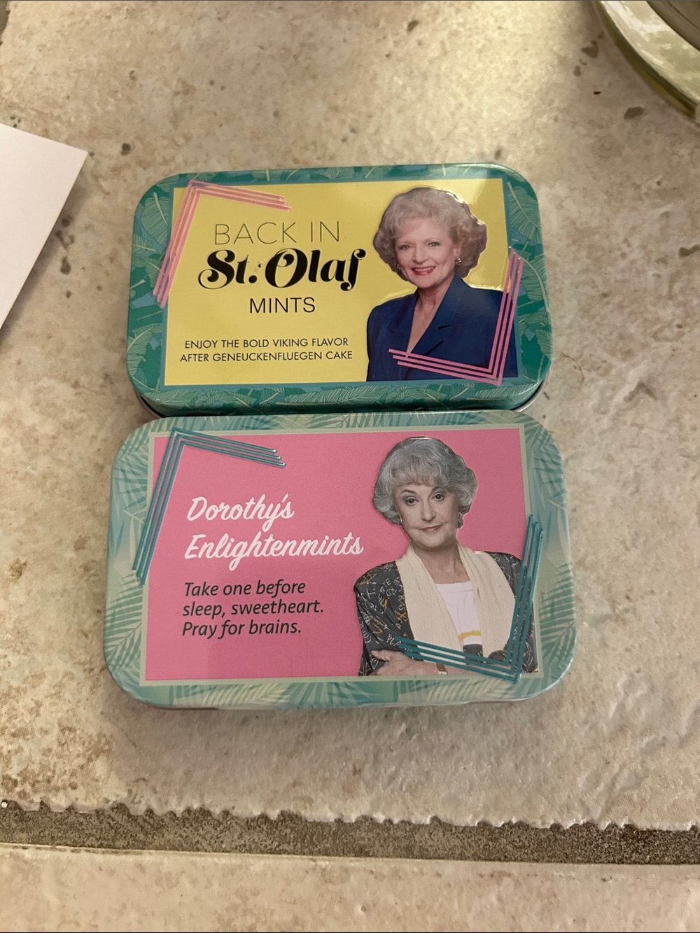 Mints Tin - Turquoise & Pink Vintage Style